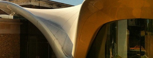 Serpentine North Gallery is one of Justinさんのお気に入りスポット.