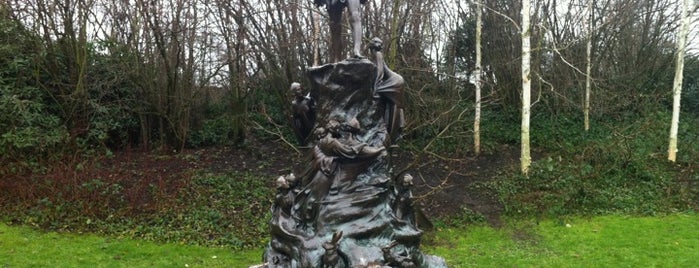 Peter Pan Statue is one of Places to Visit in London.