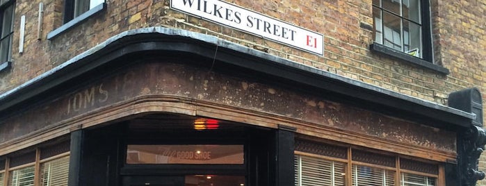 Wilkes Street is one of J'ın Beğendiği Mekanlar.