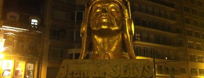 Monument For Baron Jean de Selys Lonchamps is one of Statues de Bruxelles / Standbeelden van Brussel.