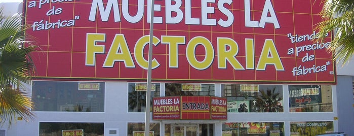 Muebles La Factoría is one of Venta de sofás en tiendas.