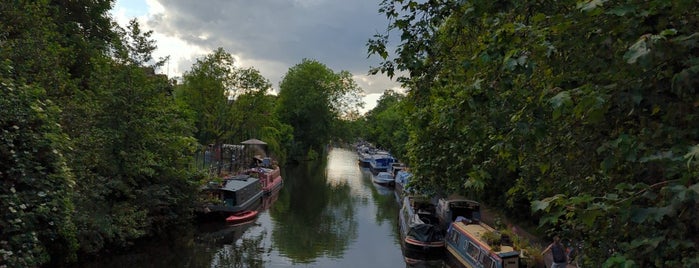 Regent's Canal is one of Londyn.
