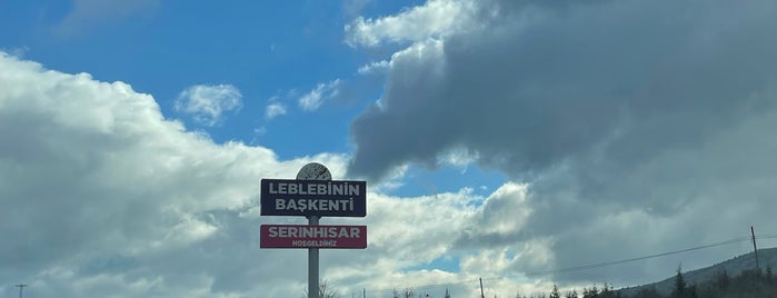 Serinhisar Kent Meydanı is one of Lieux qui ont plu à 🕵️‍♂️.