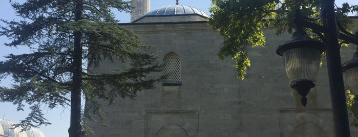 II. Bayezid Camii is one of Edirne to Do List.