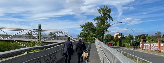 Alfred-Lion-Steg is one of Bridges of Berlin.