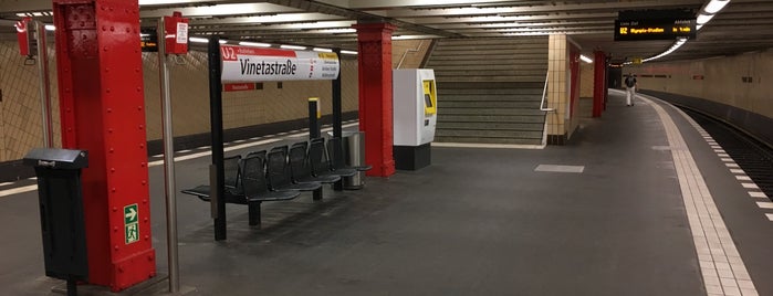 U Vinetastraße is one of Train Stations in Berlin.