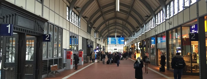 Lübeck Hauptbahnhof is one of Lieux qui ont plu à Ubu.