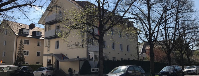 Hotel-Kriemhild is one of Мюнхен 2019.