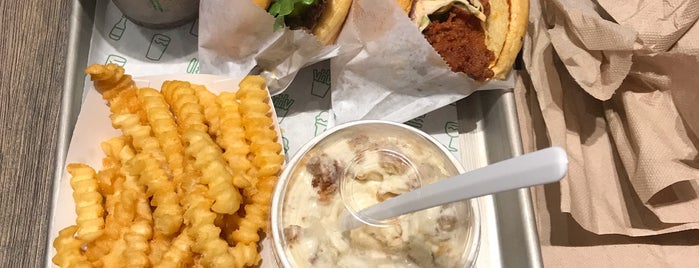 Shake Shack is one of Nat'l Harbor.