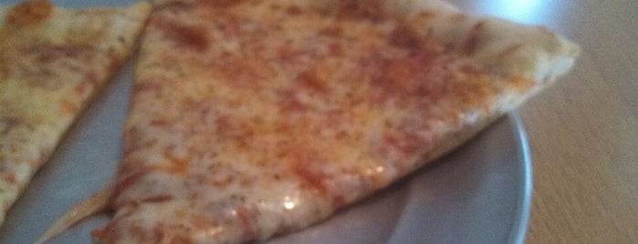 Frank's Roman Pizza is one of Posti che sono piaciuti a JD.