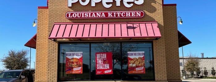 Popeyes Louisiana Kitchen is one of Lugares favoritos de Terry.