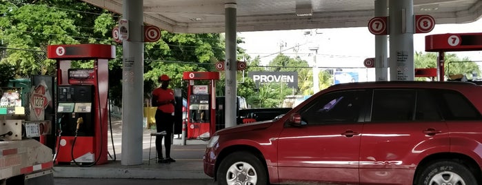 Langley Al Texaco Service Centre is one of Gas Stations 1.