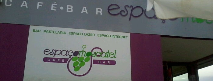 Espaço Moscatel - Café Bar is one of Lanchar, Café....