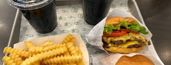 Shake Shack is one of Lieux qui ont plu à Diana.