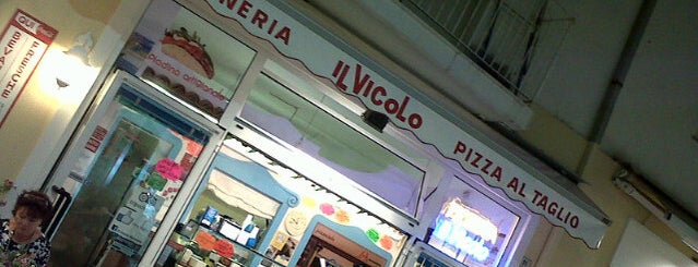 Il Vicolo - Pizza Al Taglio E Piadina is one of Tempat yang Disukai 🍒Lü🍒.
