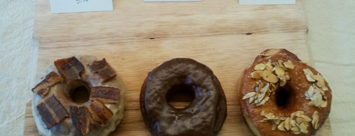 Union Square Donuts is one of To-Do List - Boston/Cambridge.