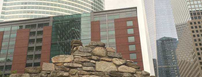 Irish Hunger Memorial is one of Colleenさんの保存済みスポット.