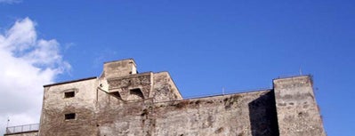 Forte La Carnale is one of Salerno: antico e moderno..