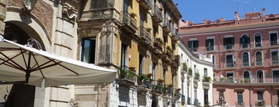 Piazza Flavio Gioia, La Rotonda is one of Salerno: antico e moderno..