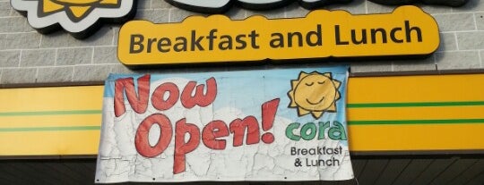 Cora Breakfast and Lunch is one of Lugares favoritos de Garth.