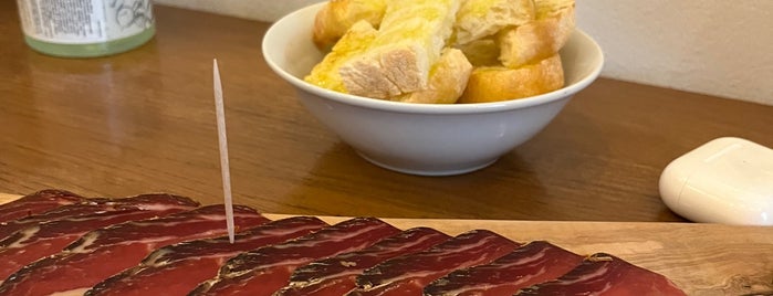 Heritage Croatian Food is one of Kieran 님이 좋아한 장소.