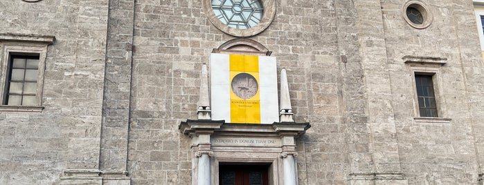 Pfarrkirche Sankt Quirinus is one of Tegernsee / Bayern / Deutschland.