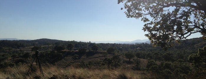 La Herradura is one of สถานที่ที่ Carlos ถูกใจ.