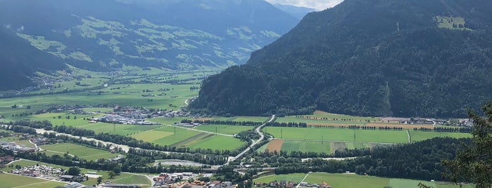 Zillertal is one of Lugares favoritos de Anna.