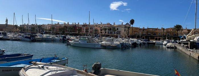 Puerto Cabo de Palos is one of Pepitoさんのお気に入りスポット.