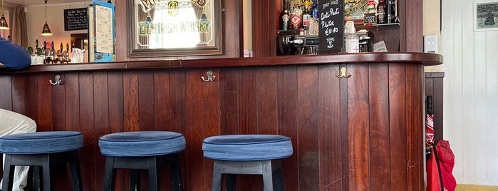 Peter's Pub is one of Proper Dublin Pubs.