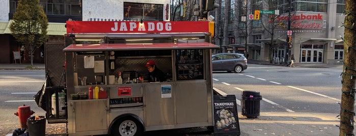 Japadog is one of Best Vancouver Restaurants Guide.