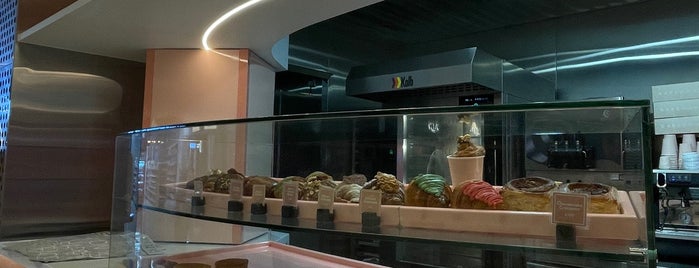 Happy Crescent BakeHouse is one of NewQ8.