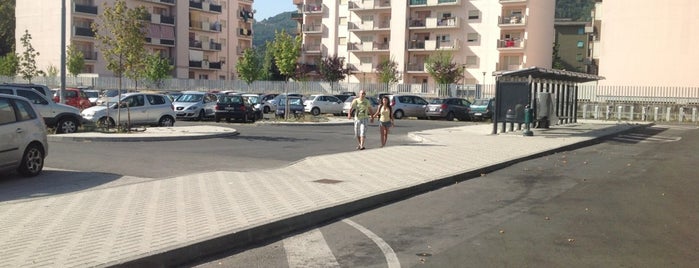 Free Parking Place is one of Orte, die Micha gefallen.