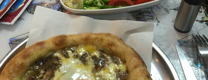 Naipoğlu Trabzon Pide Salonu is one of Istanbul Food.