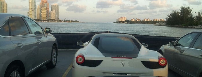 Fisher Island Ferry is one of Orte, die Diego gefallen.