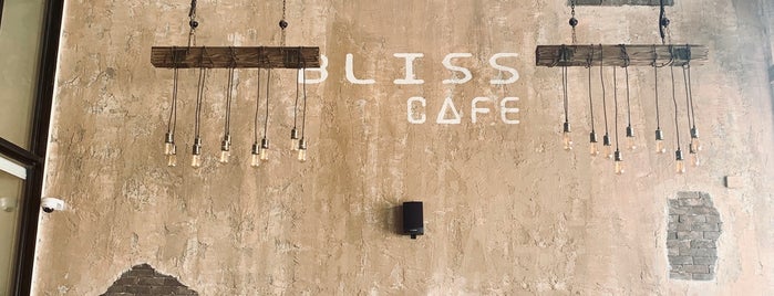 Bliss Cafe is one of Queen'in Kaydettiği Mekanlar.