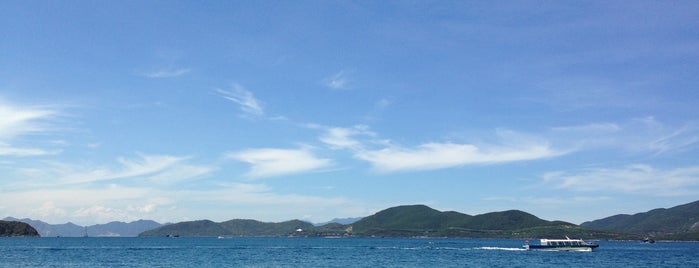 Hòn Tằm Beach is one of Вьет.