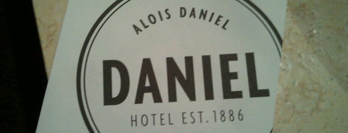 Hotel Daniel Bakery is one of Brunch.