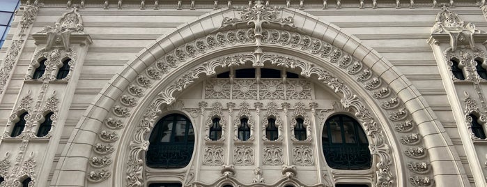 Teatro Campos Elíseos is one of Bilbao-San Sebastián 2019.