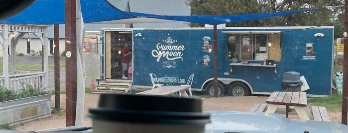 Summer Moon Coffee Trailer is one of Activities AUS.