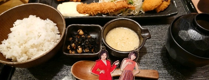 麦とろと甘味 ロハスガーデン is one of 和食店 Ver.5.