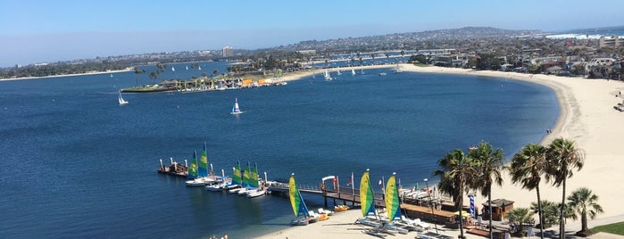 Catamaran Resort Hotel and Spa is one of San Diego.