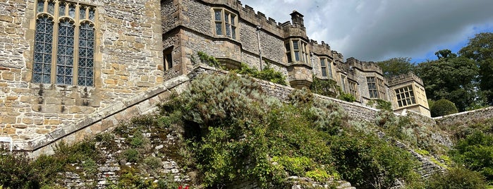 Haddon Hall is one of artsderbyshire.