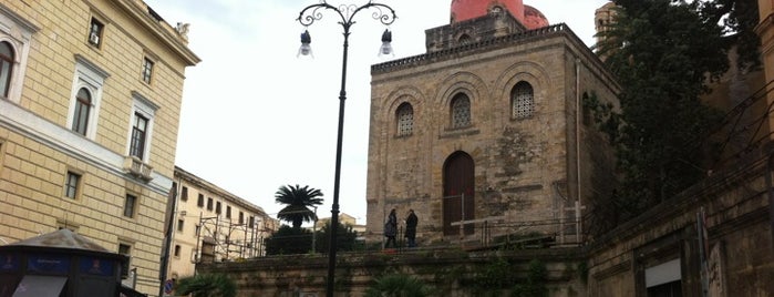 Chiesa della Martorana is one of Grand Tour de Sicilia.