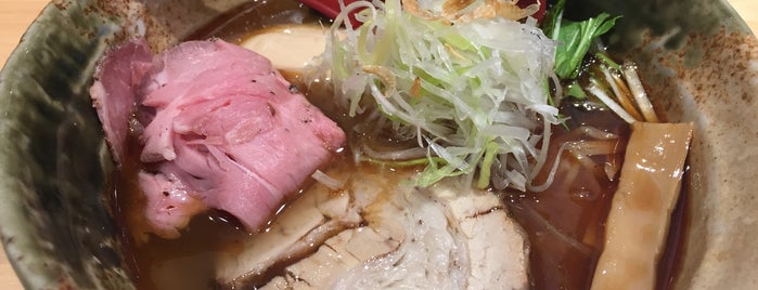 焼きあご塩らー麺 たかはし is one of Hachikaoruさんのお気に入りスポット.