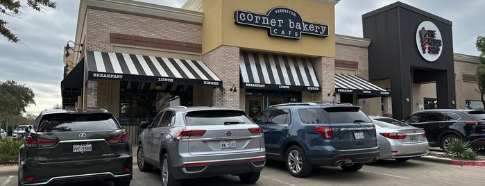 Corner Bakery Cafe is one of Work Lunch Places.