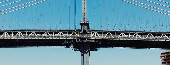 Brooklyn Bridge Park is one of สถานที่ที่ Marina ถูกใจ.