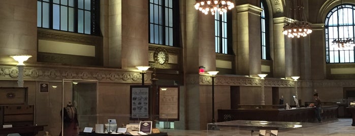 St. Louis Public Library - Central Library is one of To Tip.