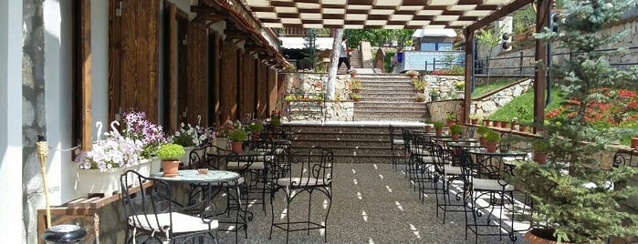 Yarden Bahçe Restaurant is one of สถานที่ที่ Ayşegül ถูกใจ.