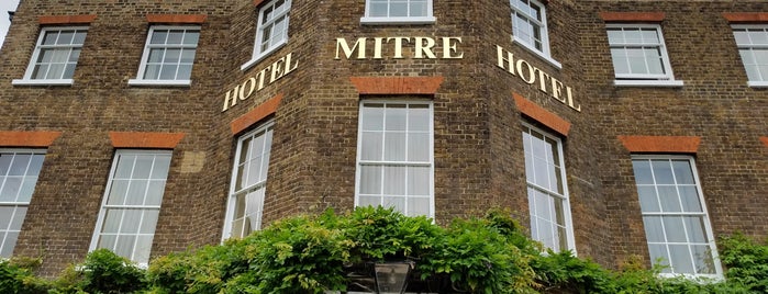 Carlton Mitre Hotel is one of Pubs - London West.